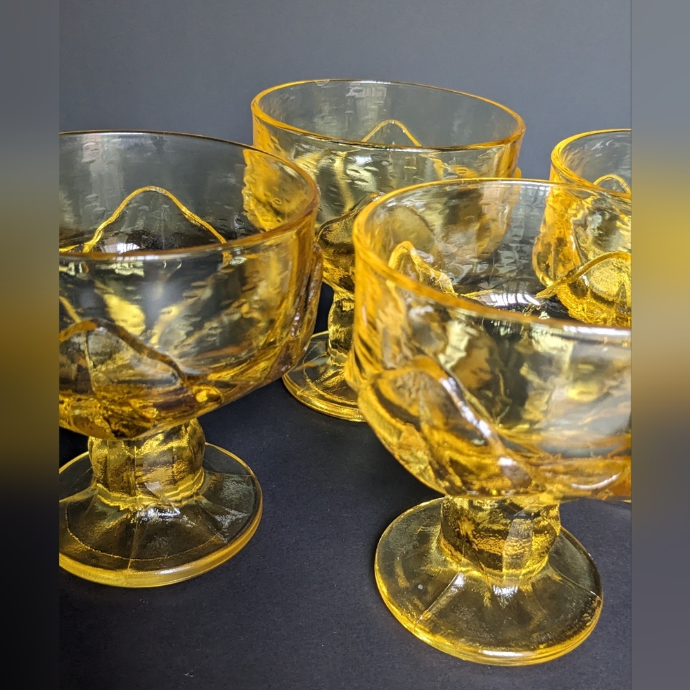 Vintage Tiffin Fransican Cornsilk Yellow Glasses.  Tulip Design set of 4